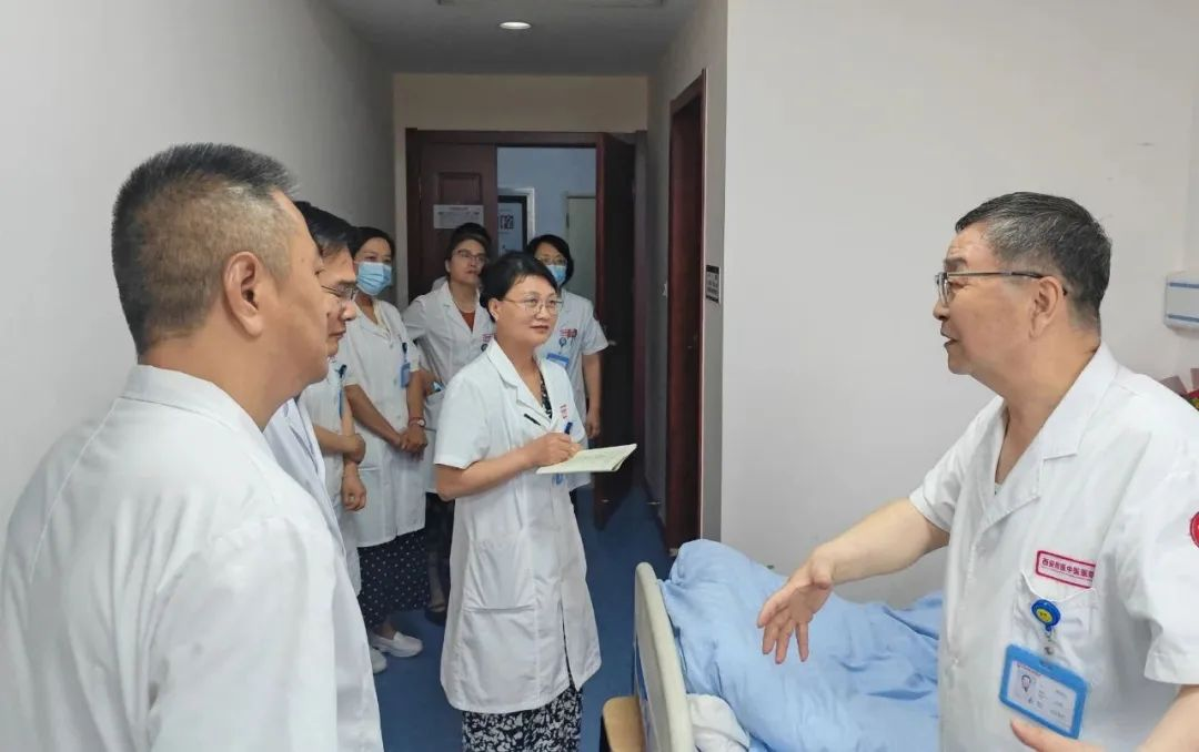 贺向东教授查房实录：肛肠诊治“沉浸式教学”，防治要点“干货”满满